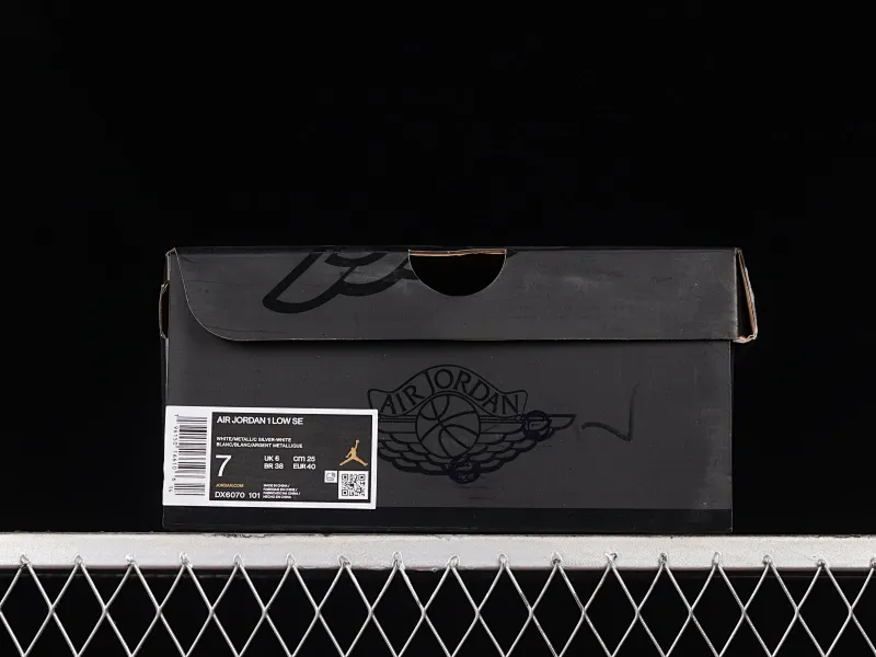 All categories Air Jordan Jordan series basketball shoes Air Jordan 1 Low Air Jordan 1 Low "Tear-Away" AJ1 AJ1 Joe 1 white laser Tear-Away low-top basketball shoes DX6070-101